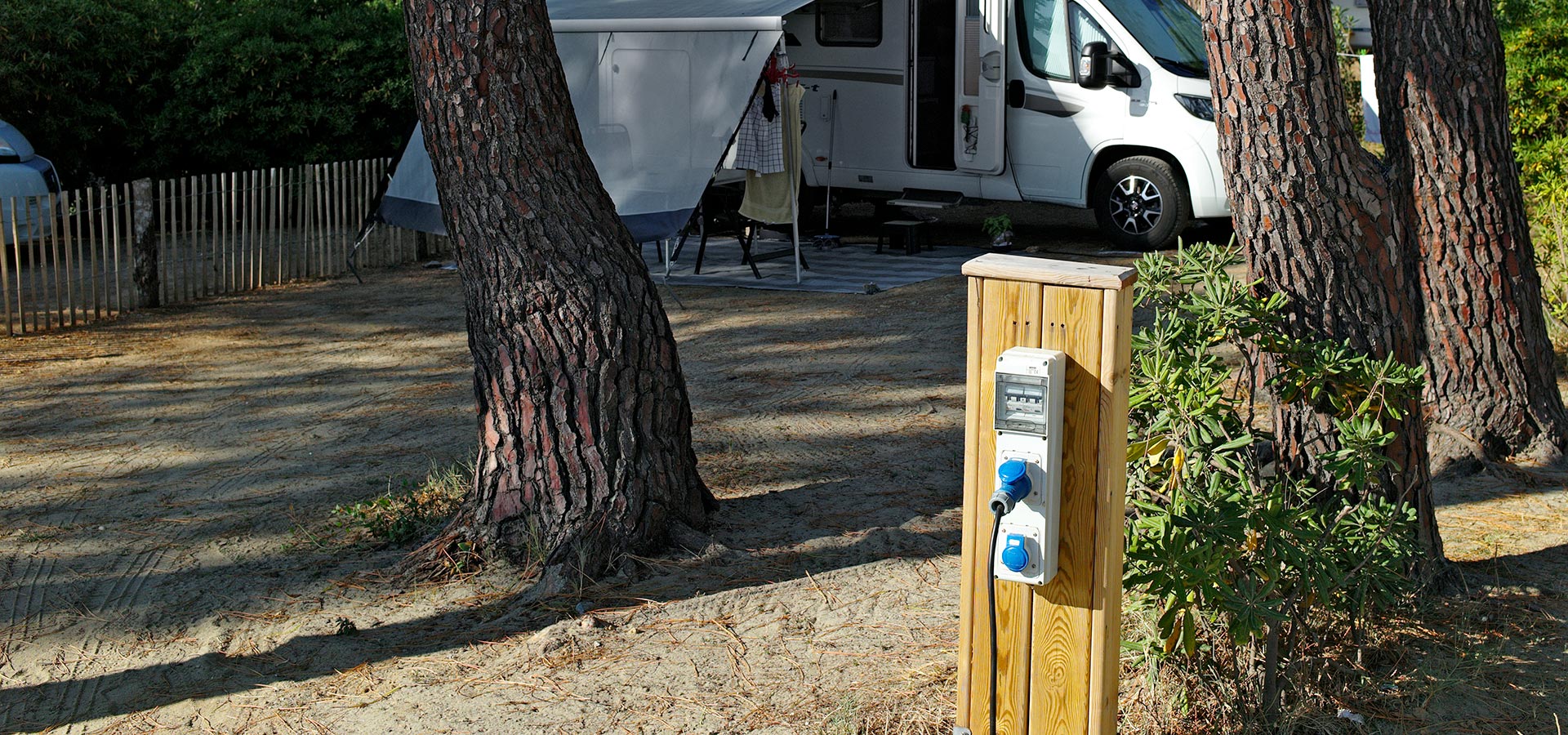Camping san damiano emplacement prise electrique